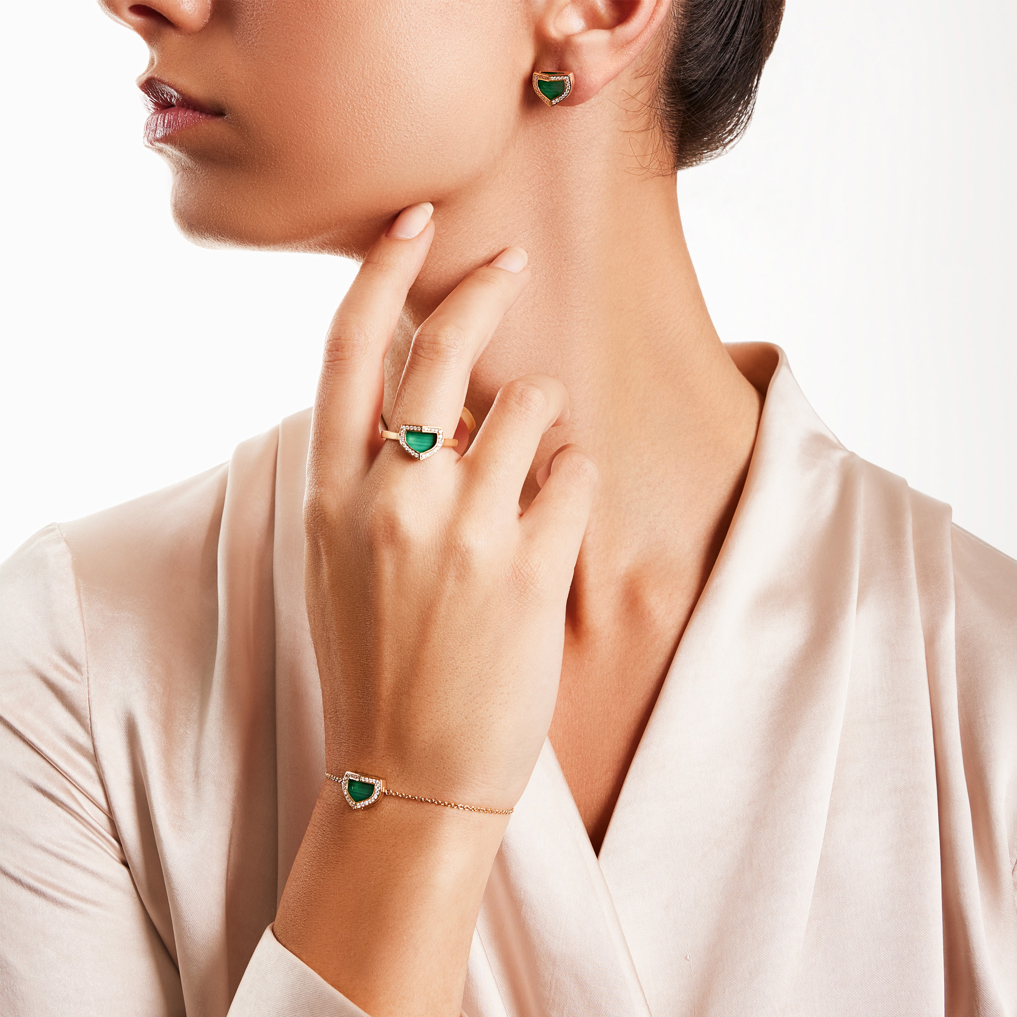 Dome Art Deco Yellow Gold Bracelet with Malachite and Diamond